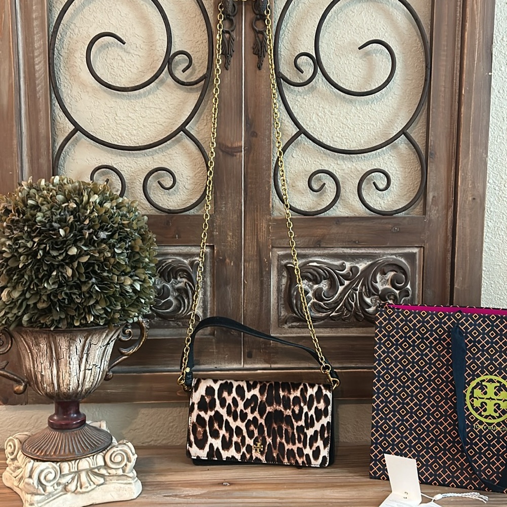 Tory Burch Cleo Leopard Calf - Picture 4 of 8